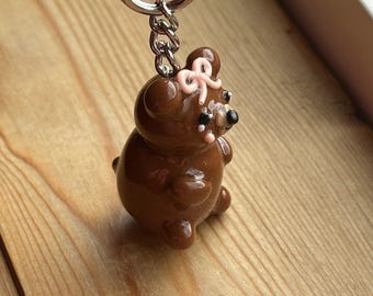 TIENDA LIMITADA / Llavero de oso coqueto / Charm de arcilla lindo / Charm miniatura / Charm kawaii / Charm de coqueto / Charm para bolso / Arcilla polimérica