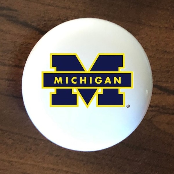 MICHIGAN WOLVERINES home decor ceramic knob kitchen cabinet door or drawer pull white