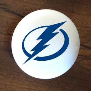TAMPA BAY LIGHTNING home decor ceramic knob kitchen cabinet door or drawer pull white