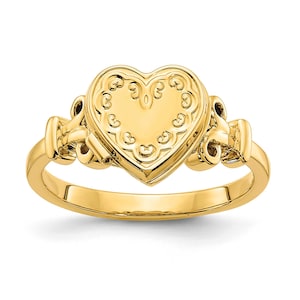 14K Yellow Gold Heart Shape Locket Ring with Elegant Design