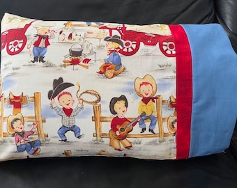 Travel Pillowcases for Child with Cuff and Trim