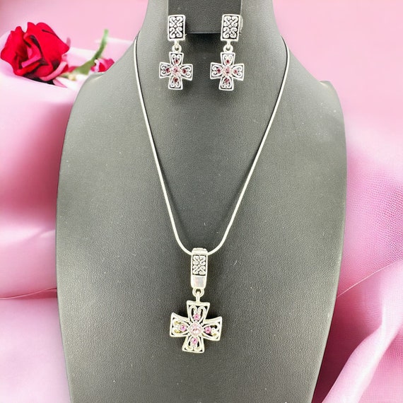 Premier Designs Cross Jewelry Set Pendant & Earri… - image 6