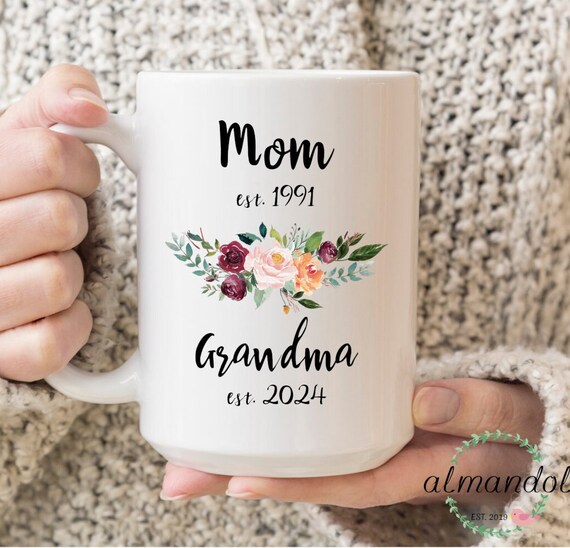 Promoted To Granny Est 2019 Mothers Day Grandma T-Shirt Promoted To Granny Est 2019 Mothers Day Grandma T-Shirt