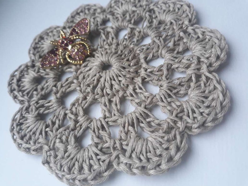 Cup pads Linnen coasters Crocheted coasters Small doily image 8