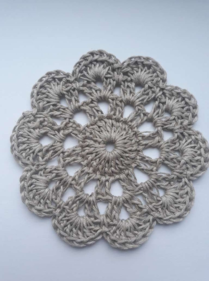 Cup pads Linnen coasters Crocheted coasters Small doily image 3