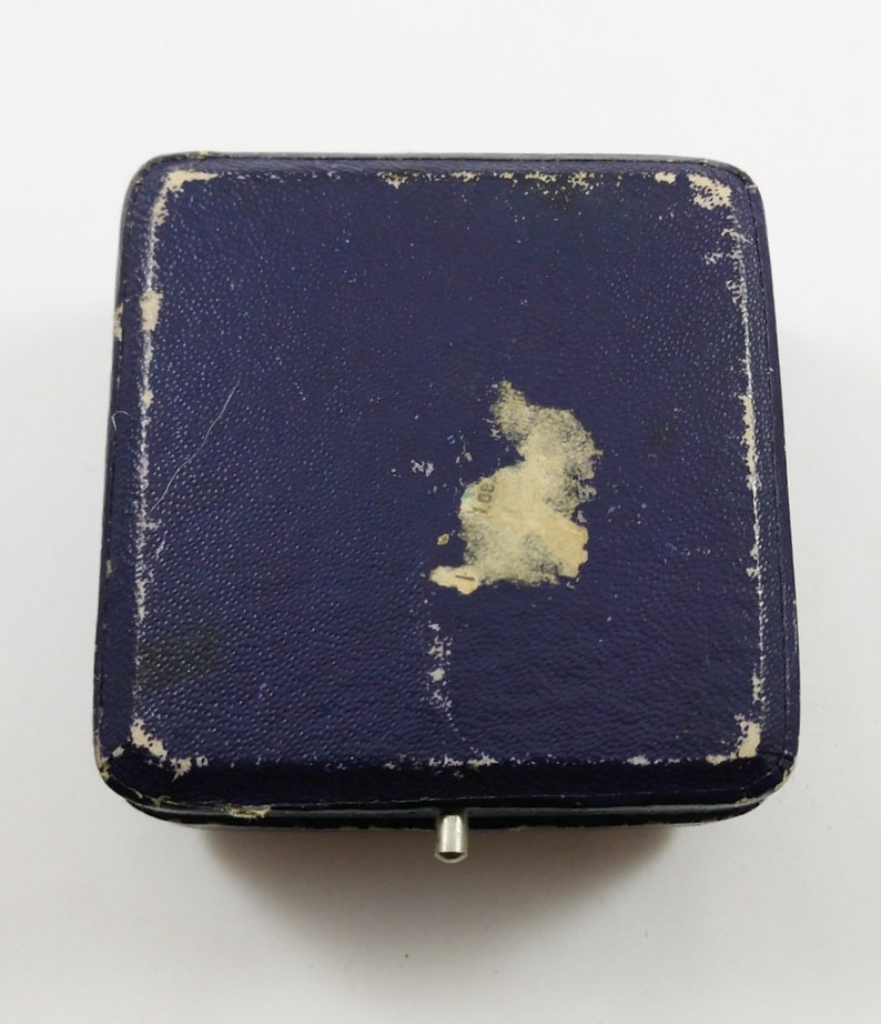 Vintage Leather Jewelry Box
