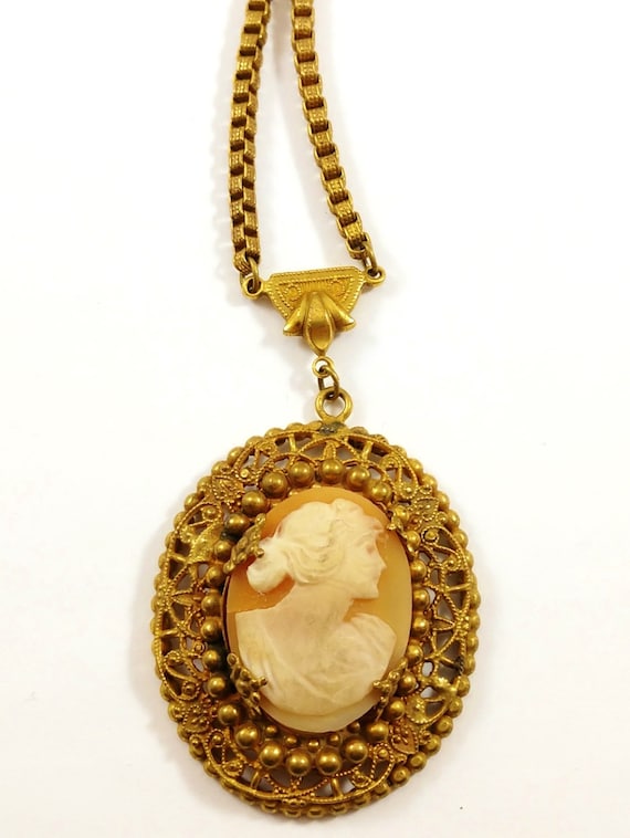 Vintage Cameo Necklace, 1930's