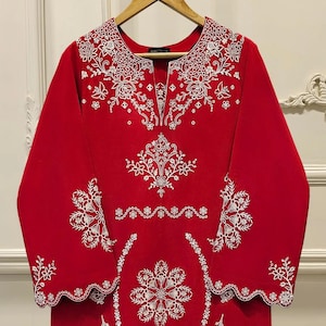 Aghanoor - 赤い刺繍のローンシャツ - (サイズ：S、M、L) インド パキスタン バングラデシュ