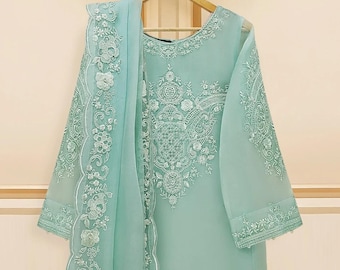 Agha Noor 3 Piece Embroidered Organza Suit with Raw Silk Pants (Size - XL)
