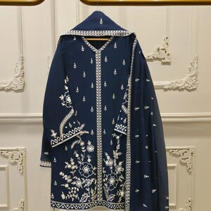 agha noor blue dress 2 Piece