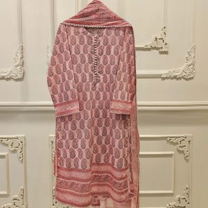 Aghanoor 2 piece - Digital Printed Lawn Suit -  (Size - Large) - India Pakistan Bangladesh Kameez Dupatta