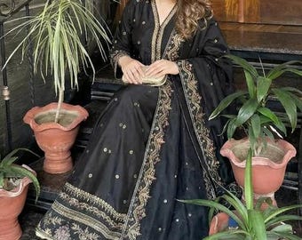 3 Piece Embroidered Silk Maxi Dress - Black