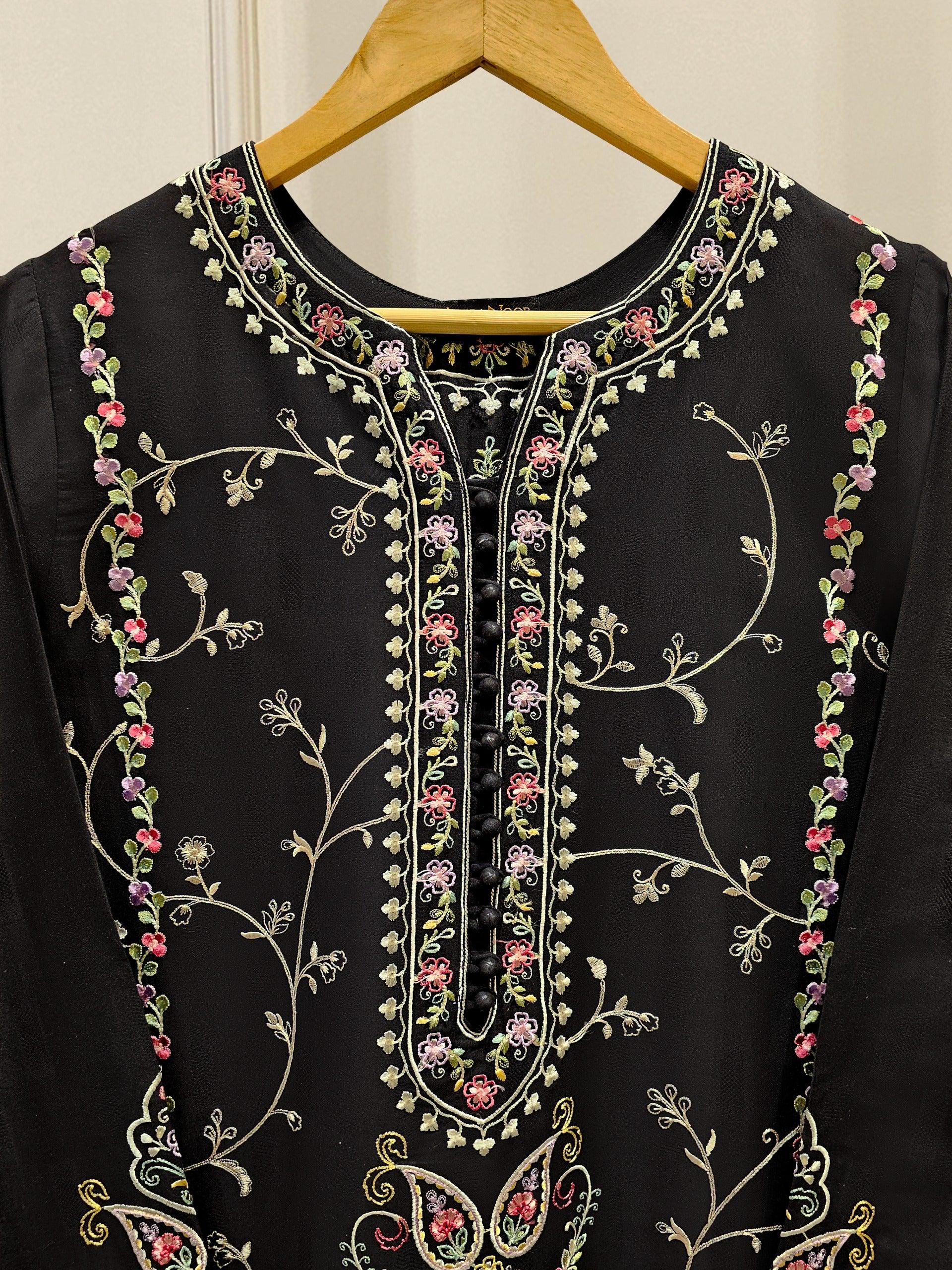 agha noor black and white dress 3 Piece main image 1