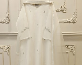 Embroidered Organza Shalwar Kameez Suit: Aghanoor Pakistani Dress