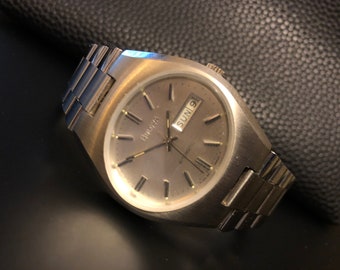1978 NOS Bulova Automatic Day Date Uhr Oyster Style Integriertes Armband alle Original, Armbanduhr Herren, Vintage Bulova Uhr