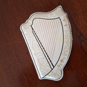 Vintage Vinyl Manicure Set, Harp Shaped Manicure Set, Compact Manicure Set Made in England