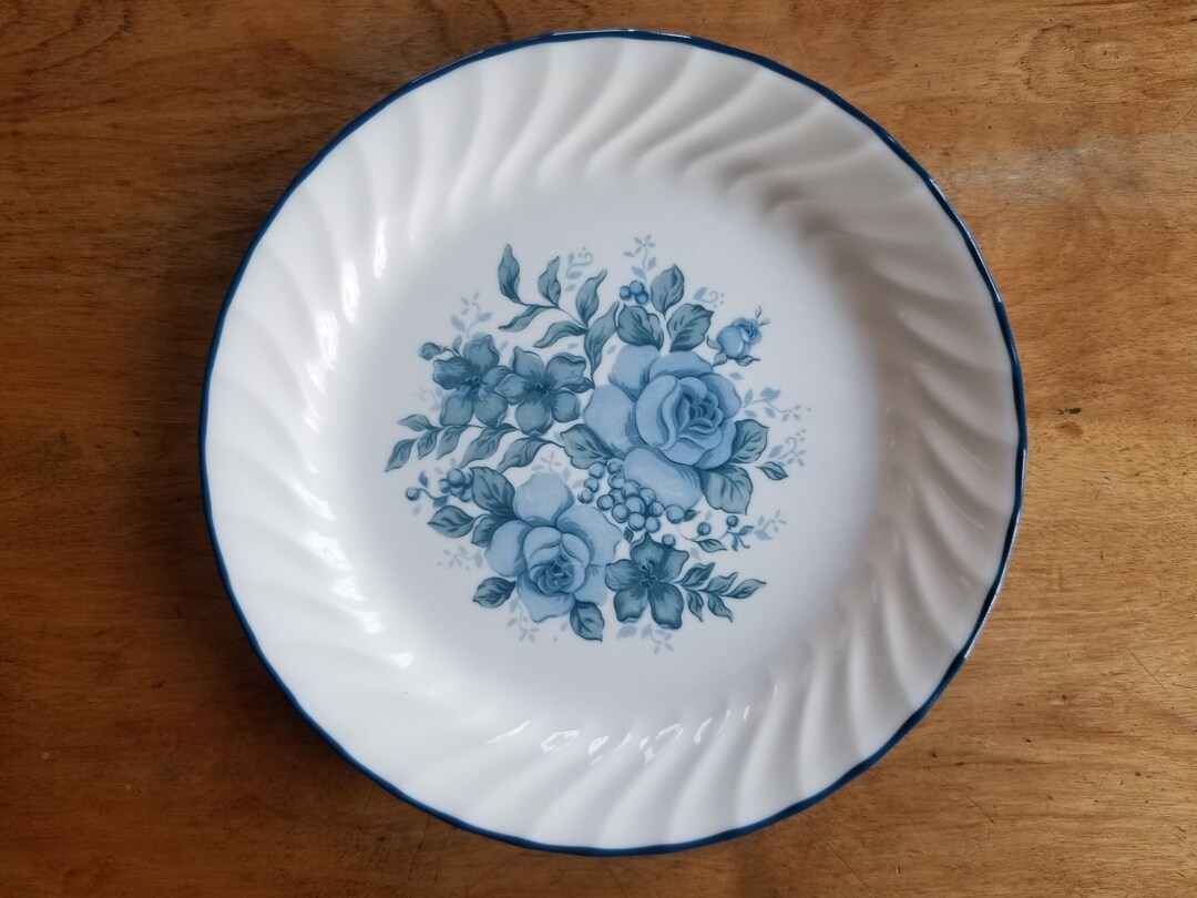 Blue Velvet Corelle Luncheon Plates, Set of 4 Corelle by Corning