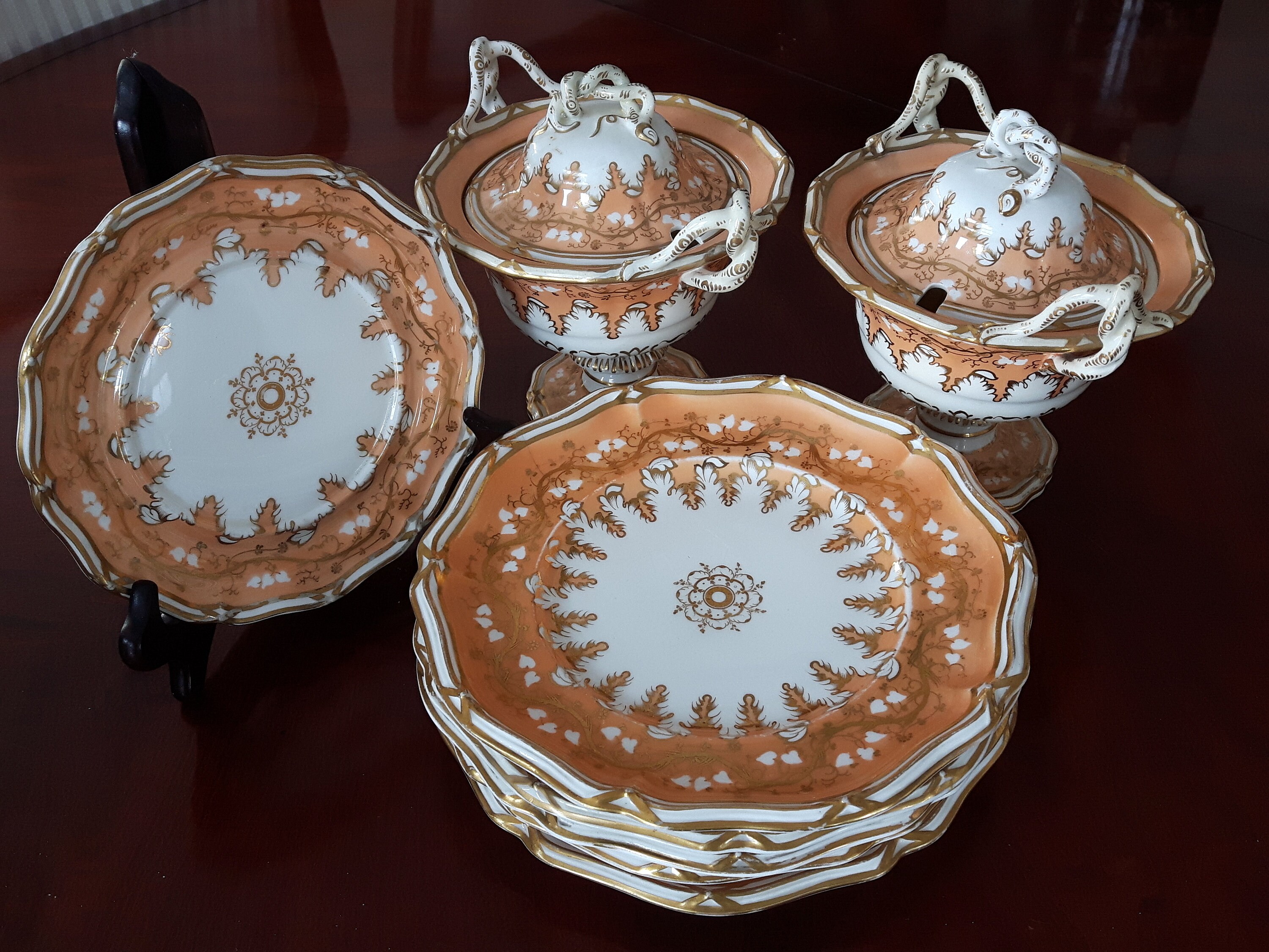 Antique Davenport Longport Porcelain Dinnerware Set: Peach & Gold