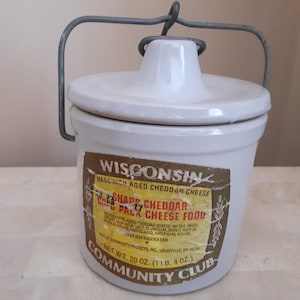 Wisconsin Cheddar Cheese Pettery Jar, Vintage Crockery