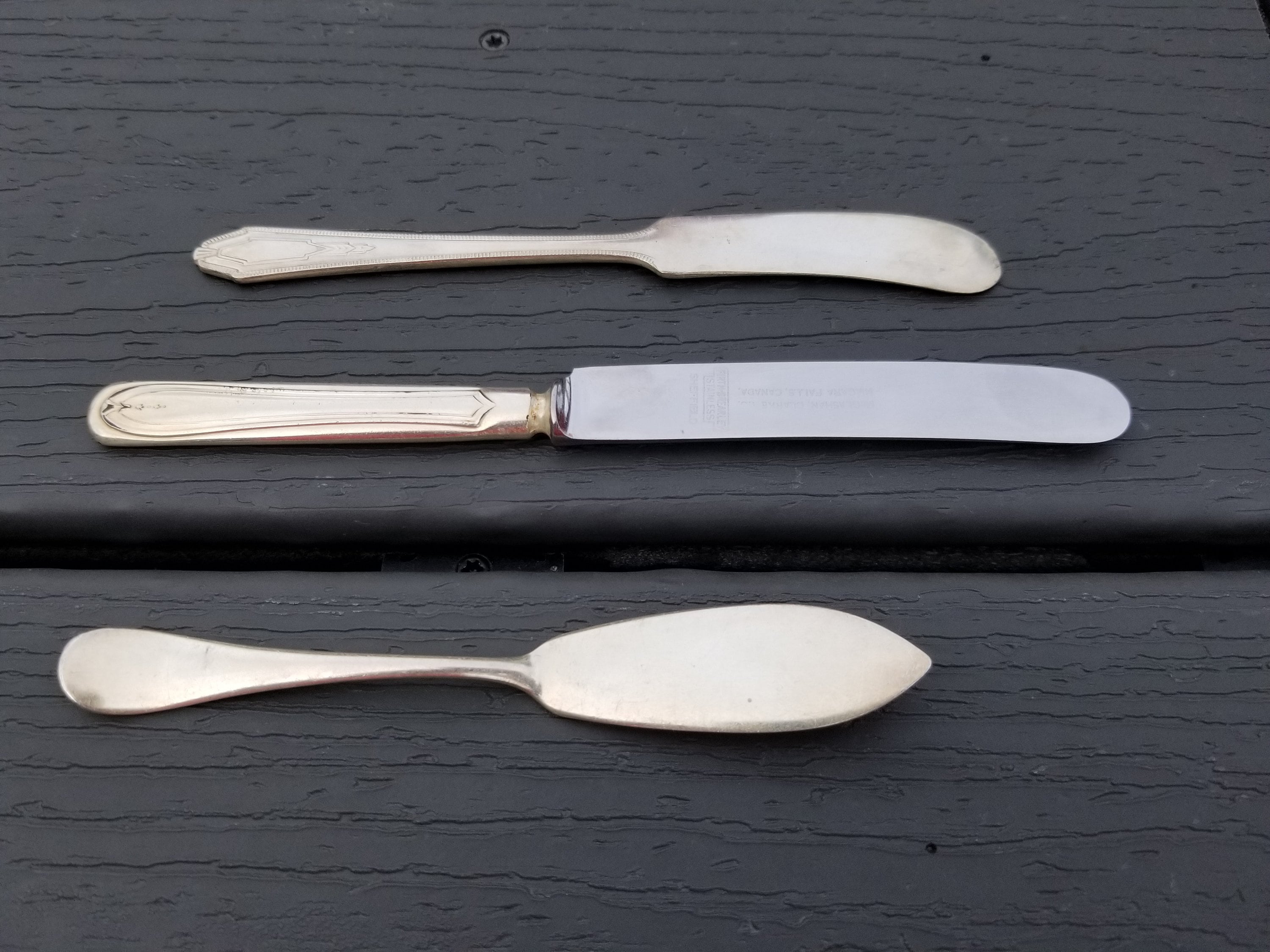 Vintage Butter Knife Assortment, Silver Plated Vintage Butter
