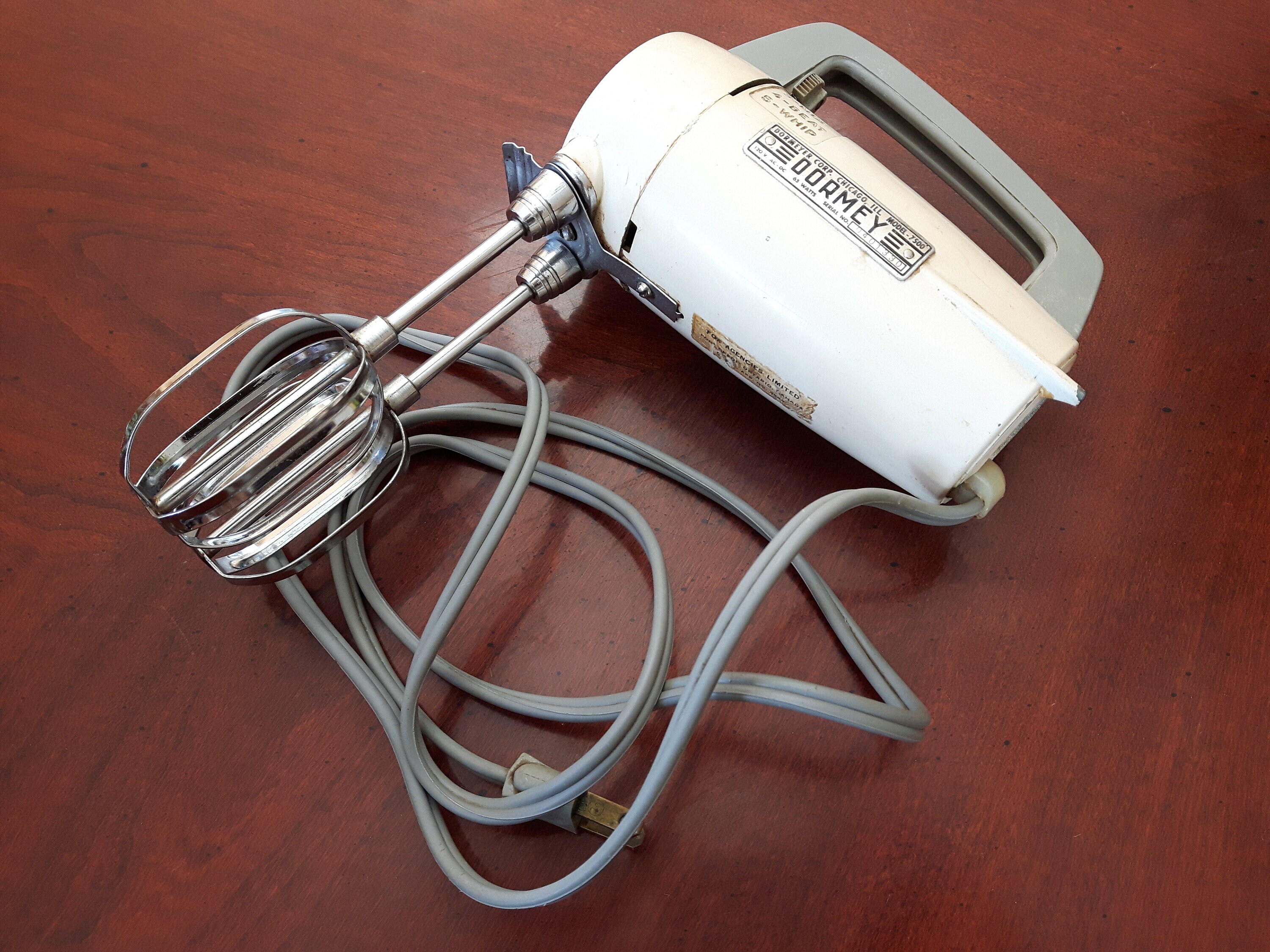 Vintage egg Beater Mixer (JL) Vintage egg Beater Mixer (JL)