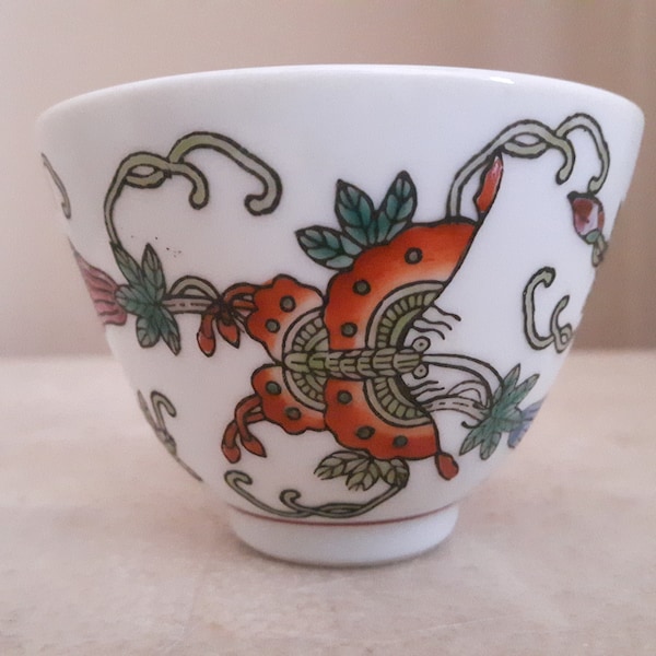 Vintage Porcelain Chinese Tea Cup, Chinese Porcelain Tea Cup with Butterfly Decorations, Butterflies and Flowers Chinese Tea Cup