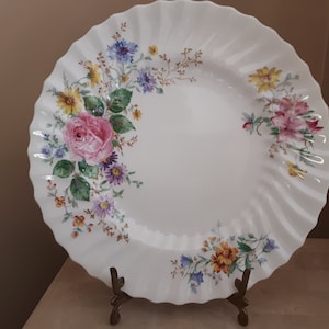 Vintage Royal Doulton Bone China Plate Made in England, Royal Doulton &quot;Arcadia&quot; Plate, Royal Doulton Dinner Plate