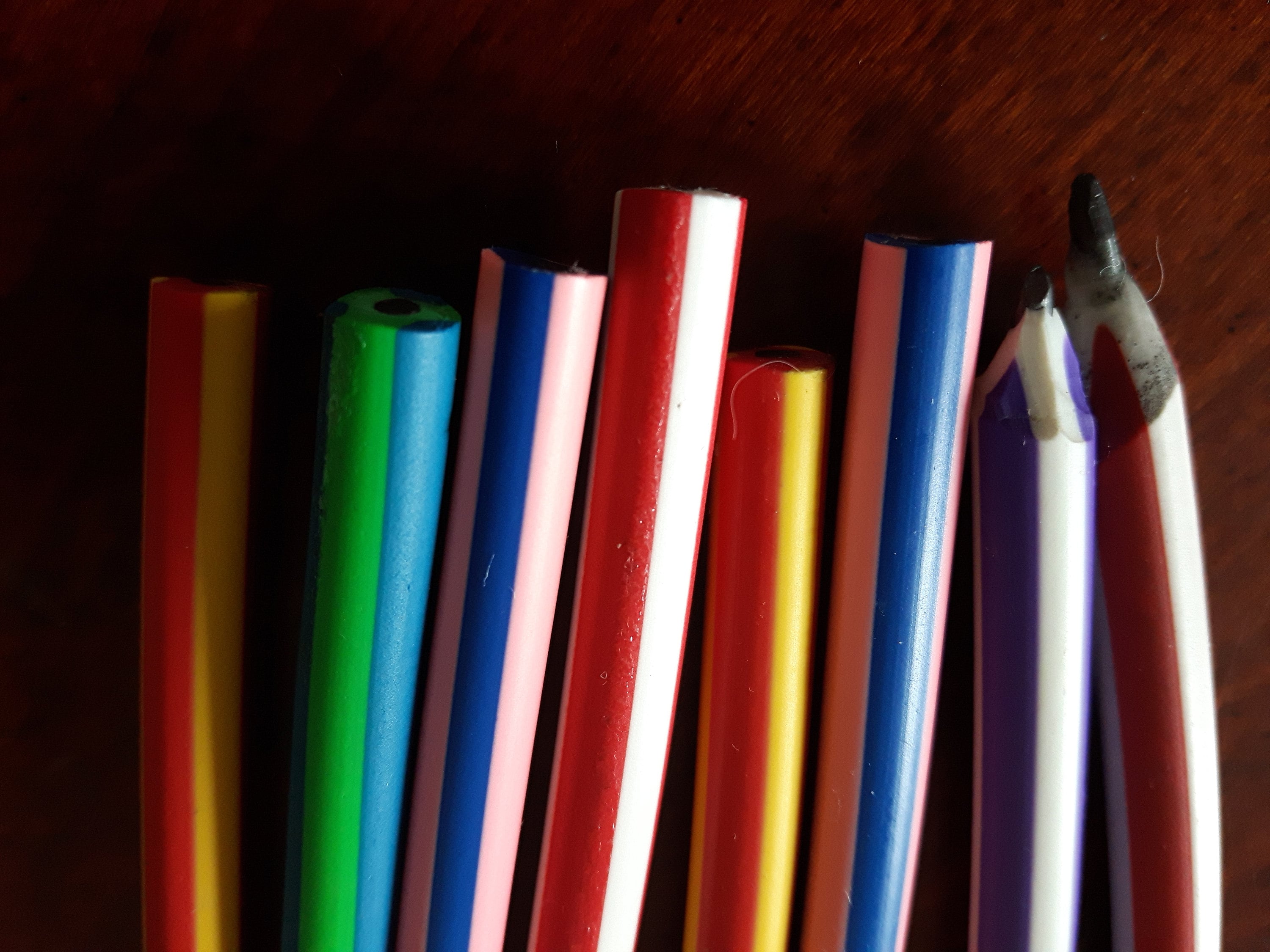 70 Bendy Pencils - Gadgets and Gift Ideas
