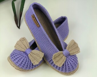 Handmade Slippers, Crochet Slippers, Womens Slippers, Cozy Bow Slippers, Womens House Shoes, Leather Sole Slippers, Nonslip Slippers