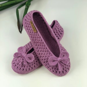 Handmade Slippers, Crochet Slippers, Womens Slippers, Cozy Ribbon Slippers, Womens House Shoes, Leather Sole Slippers, Nonslip Slippers