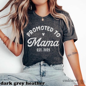 Promoted To Mommy Est 2019 Mom New Mama To Be T-Shirt Promoted To Mommy Est 2019 Mom New Mama To Be T-Shirt