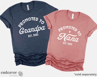 Grandpa and Grandma Est.2023 Shirts Gift for Grandparents Baby Announcement Tee Grandma Grandpa T- Shirts Grandparents Couple T-Shirts 2024