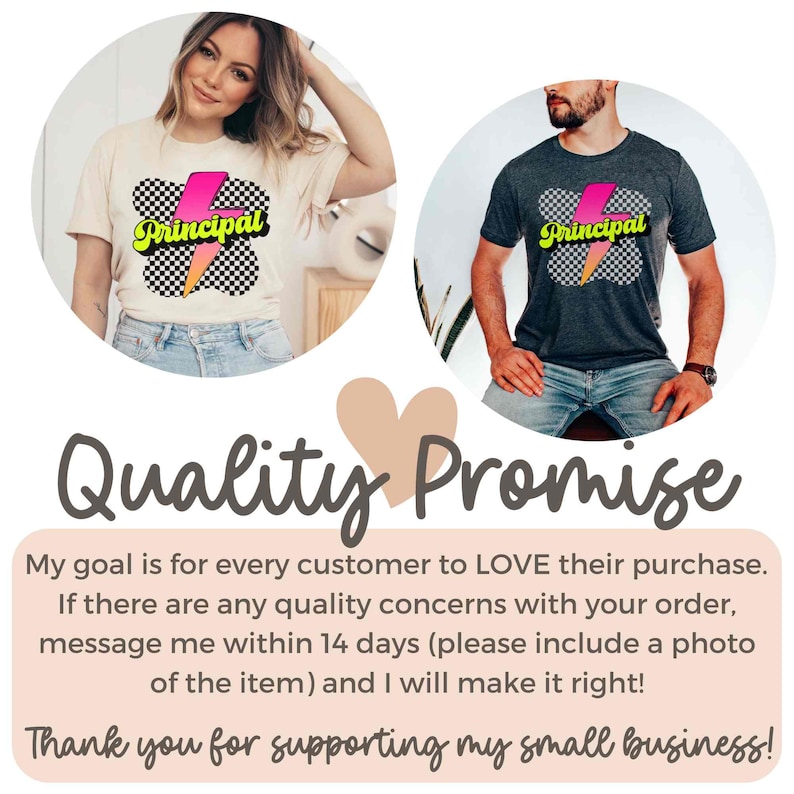 K&ouml;nnte beinhalten: Zwei T-Shirts mit einem Grafikdesign aus einem Blitz und dem Wort "Principal" in einer Retro-Schriftart. Die T-Shirts befinden sich auf einem wei&szlig;en und grauen Hintergrund.