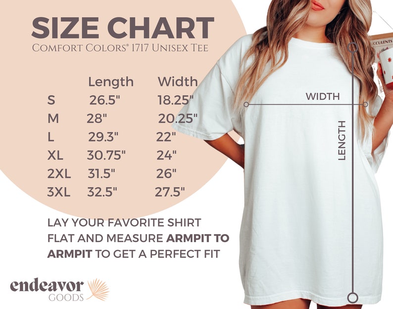 以下が含まれることがあります： ユニセックスTシャツのサイズチャートで、長さ、幅の寸法がインチで表示されています。チャートには、S、M、L、XL、2XL、3XLのサイズが含まれています。チャートの上部には「COMFORT COLORS 1717 UNISEX TEE」というテキストがあります。