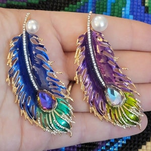 Beautiful Feathers Cover Minder or fridge magnets
