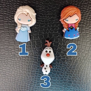 Frozen Friends Cover Minder or fridge magnet