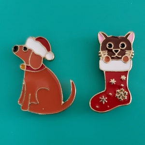 Christmas puppy and kitten cover minder