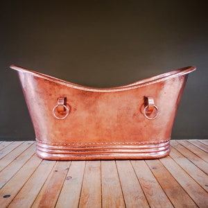 Hand Hammered Copper Soaking Bathtub: Freestanding Antique Style