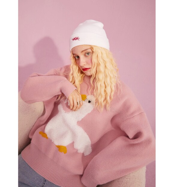 goose wow sweater