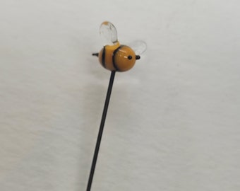 Small fairy garden bee,  glass bumble bee, miniatures for fairy garden, dollhouse miniature MTO