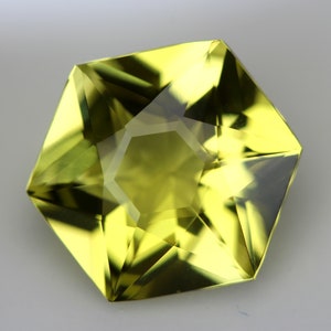 Dubbelstjärnslipning! Naturlig citronkvarts fasetterad 8 till 16 mm hexagonform. Specialslipning. Kalibrerad sten. Gnistrande sten. Lös ädelsten bild 6