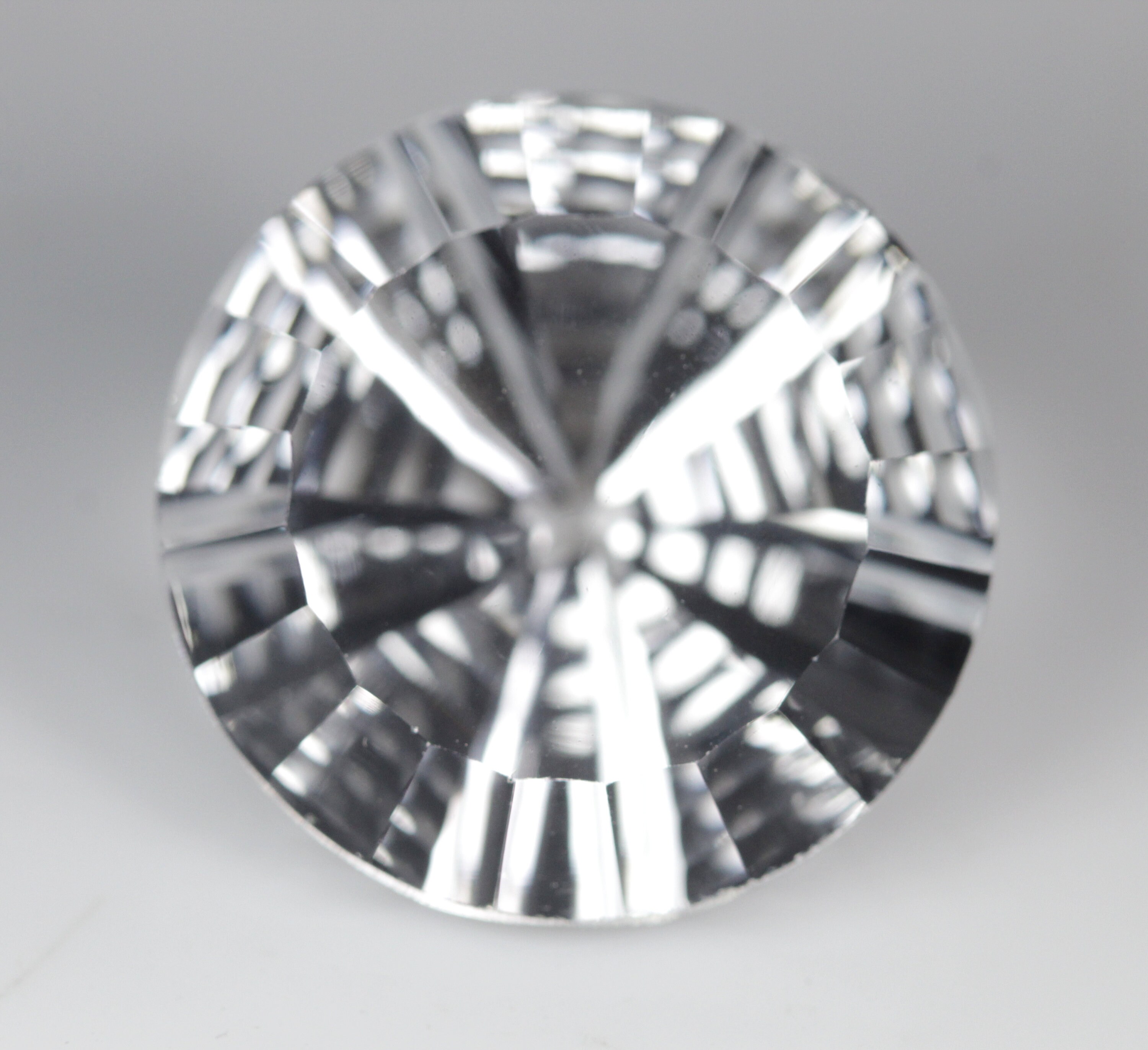 24.20 Carats Crystal Quartz Faceted. 20x20 MM Round Shape. Etsy UK