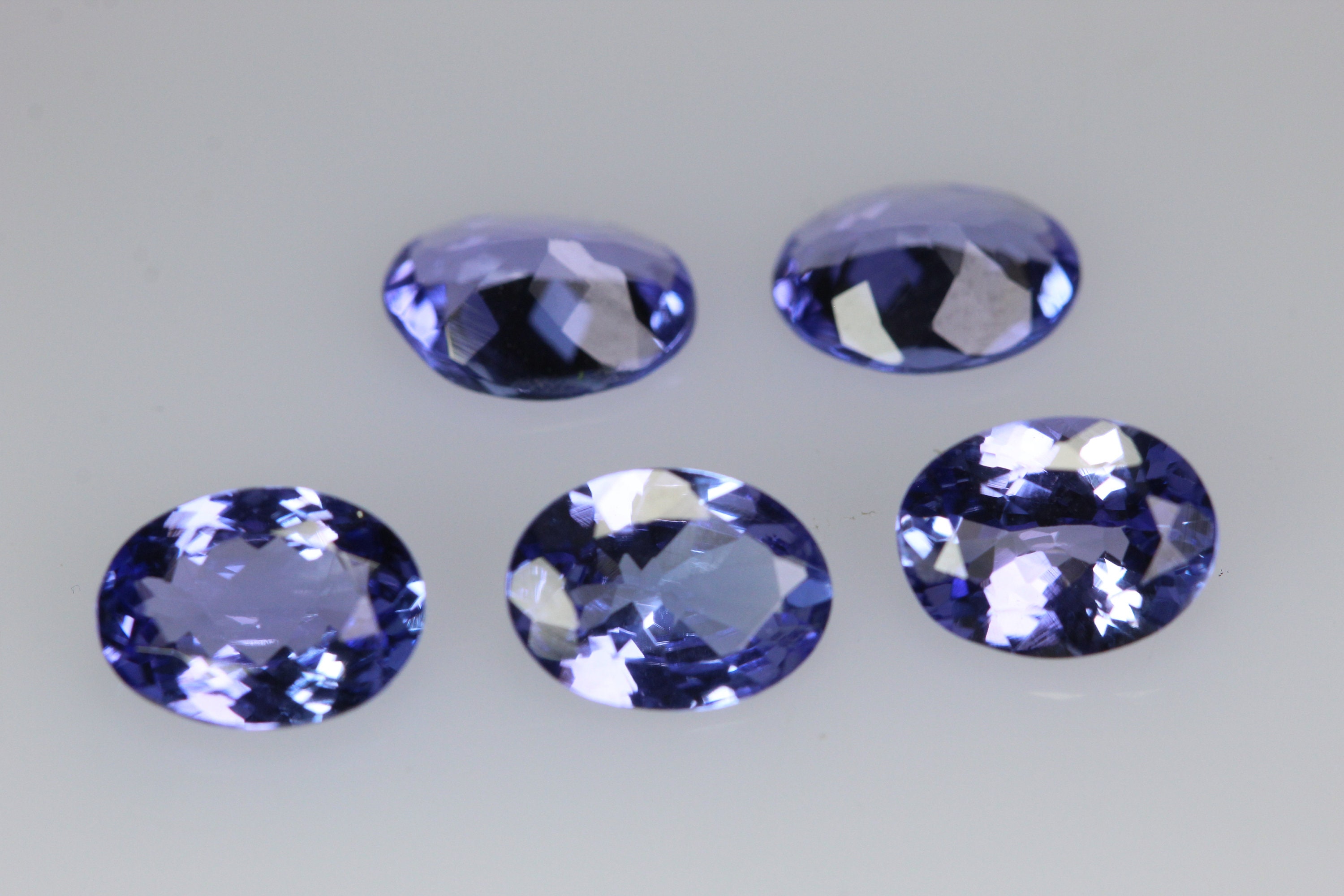 DEEP Color Tanzanite Faceted Oval Shape 8x6 MM Size. Eye