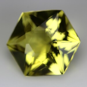 Dubbelstjärnslipning! Naturlig citronkvarts fasetterad 8 till 16 mm hexagonform. Specialslipning. Kalibrerad sten. Gnistrande sten. Lös ädelsten bild 10
