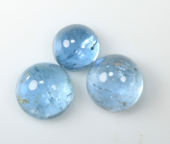 5.84 Carat Natural Aquamarine Cabochon. 7 to 8 MM Round Shape. 3 