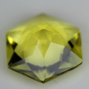 Dubbelstjärnslipning! Naturlig citronkvarts fasetterad 8 till 16 mm hexagonform. Specialslipning. Kalibrerad sten. Gnistrande sten. Lös ädelsten bild 7