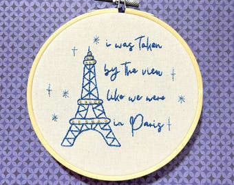 Telaio da ricamo fatto a mano ispirato a Paris Midnights