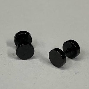 7mm Blaken Screw Stud Earrings for Men&#39;s, Plain Stud Earrings, Minimalist Black Dise Studs, Modern Accessories, Piercing Tunnels Black