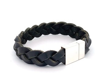 Personalized Leather Bracelet for Men, Father’s Day Gifts for Husband, Dad, Grandpa, Custom Men’s Bracelet, Birthday Gift