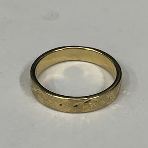 4.2mm Diamond Cut Wedding Ring, Hand Carved Gold Wedding Band, Unique Men's Wedding Ring, Classic Wedding Ring, Valentinus's Day Gift